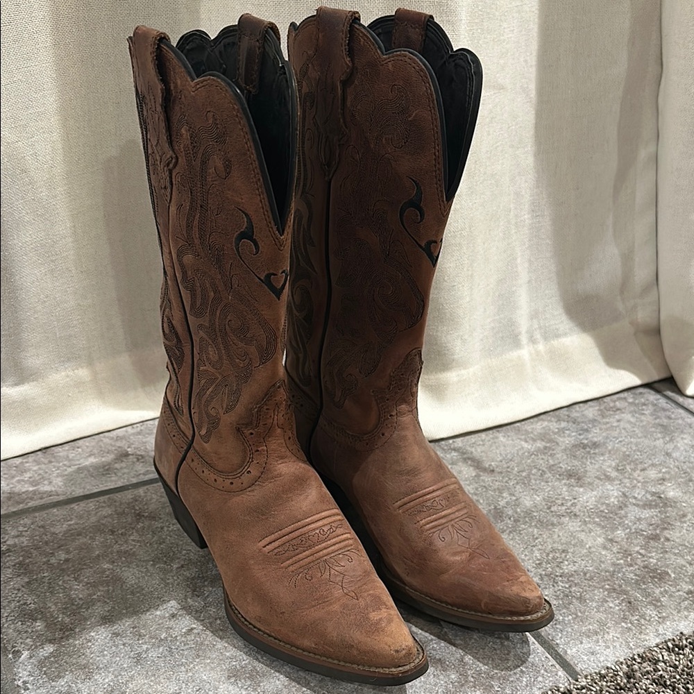 Justin Cowboy Boots